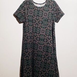 𝅺LULAROE Carly Fit n Flare Dress Black Small